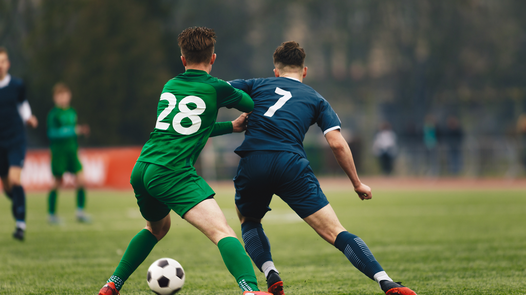 Best Football Knee Support: Move Confidently & Pain-Free