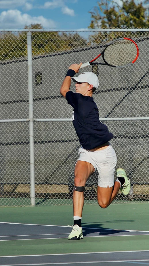 Best Knee Braces for Pickleball Players: Expert Guide